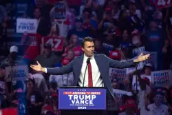 Trump awards the Medal of Freedom posthumously to Charlie Kirk