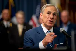 Texas Democrats fundraising to potentially leave the state to block GOP-backed redistricting