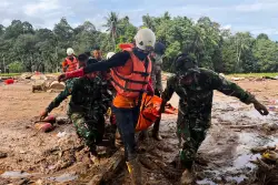 Los esfuerzos de recuperación tras inundaciones mortales avanzan en Indonesia, Sri Lanka y Tailandia